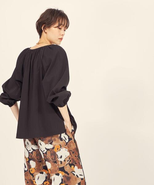 BRACTMENT（ブラクトメント）の「『BRACTMENT(ブラクトメント)』 BM 2WAY ラグラン クルーネック ブラウス（シャツ/ブラウス・レディース・ブラック/オフホワイト・FREE）」の10枚目の写真