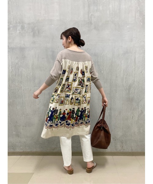 BEARDSLEY（ビアズリー）の「ミュージアムプリントニットワンピース（ワンピース・レディース・ベージュ/グレー・FREE）」の6枚目の写真