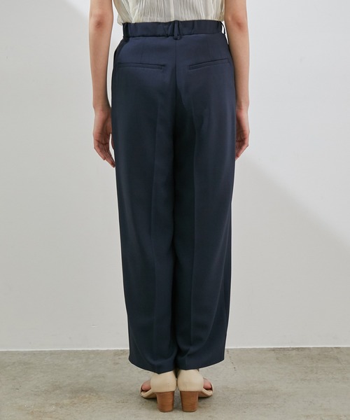 ROPE' PICNIC（ロペピクニック）の「【マシンウォッシャブル】リネン調センタープレスクロップドパンツ（その他パンツ・レディース・グレー/ネイビー/ピンク系その他2・38/40）」の9枚目の写真