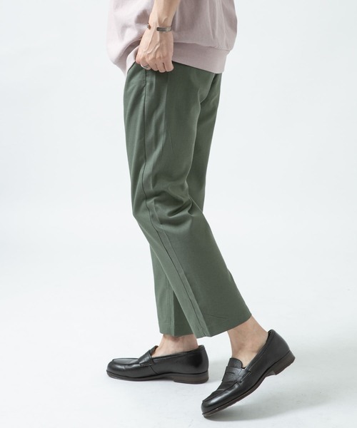 ITEMS URBANRESEARCH（アイテムズ アーバンリサーチ）の「リネン混 ストレッチテーパードパンツ（その他パンツ・メンズ・カーキ/ベージュ/ブラック/グレー・MEDIUM/LARGE）」の6枚目の写真