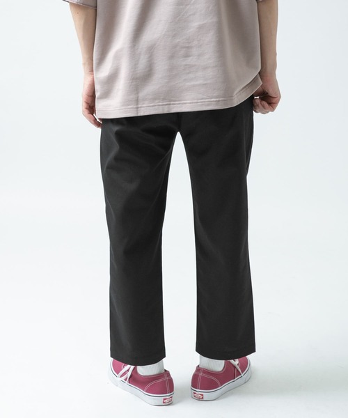 ITEMS URBANRESEARCH（アイテムズ アーバンリサーチ）の「リネン混 ストレッチテーパードパンツ（その他パンツ・メンズ・カーキ/ベージュ/ブラック/グレー・MEDIUM/LARGE）」の7枚目の写真