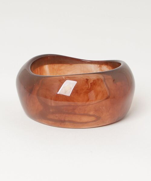 WEGO（ウィゴー）の「WEGO/ボリュームアクリルバングル（ブレスレット・レディース・ブラウン/ベージュ/その他1・FREE）」の4枚目の写真