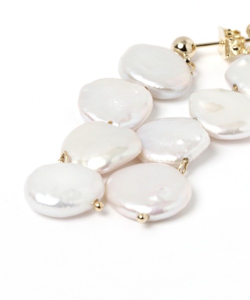 BAYFLOW（ベイフロー）の「MIE/ドロップパールピアス（ピアス（両耳用）・レディース・ホワイト・FREE）」の6枚目の写真