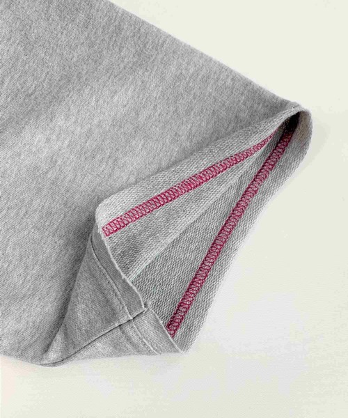 Q（キュー）の「ミニ裏毛リブネックトップス（スウェット・レディース・ブラック/ライトグレー・MEDIUM）」の7枚目の写真