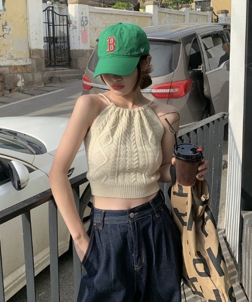 MANGROVE（マングローブ）の「バックオープン ケーブルニットホルターネックタンク（タンクトップ・レディース・ブラック/グリーン/アイボリー・FREE）」の13枚目の写真