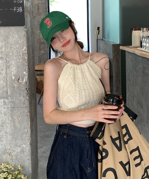 MANGROVE（マングローブ）の「バックオープン ケーブルニットホルターネックタンク（タンクトップ・レディース・ブラック/グリーン/アイボリー・FREE）」の15枚目の写真