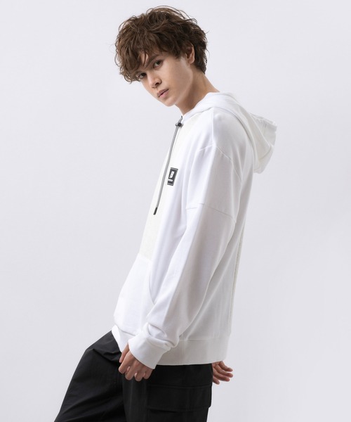 NEW BALANCE(ニューバランス)の「NB Athletics Higher Learning スウェットフーディー(パーカー・メンズ・ホワイト/ブルー系その他/バーガンディー/ブラック系その他・SMALL/MEDIUM/LARGE/X-LARGE/XX-LARGE)」の10枚目の写真