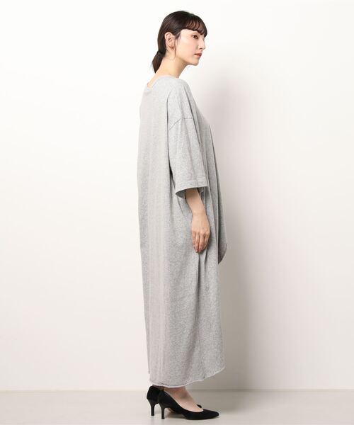 MAISON EUREKA（メゾンエウレカ）の「【MAISON EUREKA(メゾンエウレカ)】DRAPE BIG T（ワンピース・レディース・グレー・FREE）」の2枚目の写真