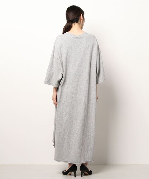 MAISON EUREKA（メゾンエウレカ）の「【MAISON EUREKA(メゾンエウレカ)】DRAPE BIG T（ワンピース・レディース・グレー・FREE）」の3枚目の写真