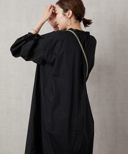 FREAK'S STORE（フリークスストア）の「【WEB限定】ボリュームシャツバルーンスリーブワンピース（シャツワンピース・レディース・ベージュ/グリーン/ホワイト/ブルー/ブラック/マジェンタ・MEDIUM/SMALL）」の13枚目の写真