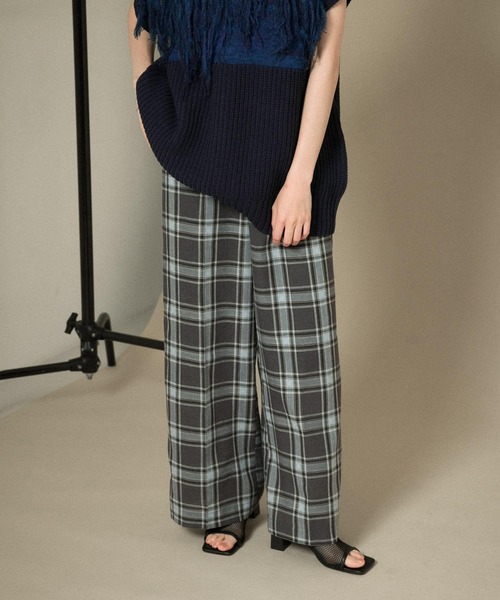 KBF（ケイビーエフ）の「リネンMIXチェックワイドパンツ（その他パンツ・レディース・チャコールグレー/ベージュ・ONE）」の14枚目の写真