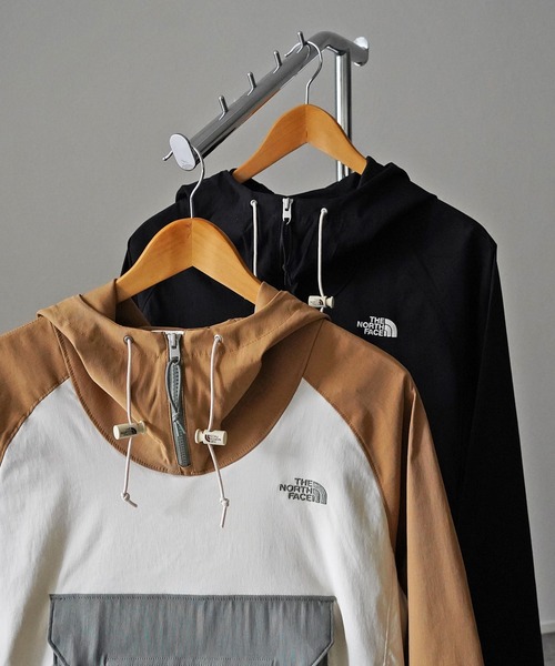 THE NORTH FACE（ザノースフェイス）の「THE NORTH FACE (ザ・ノースフェイス) CLASS V アノラックジャケット（マウンテンパーカー・レディース・ブラック/ブラウン・S/M/L/XS）」の18枚目の写真