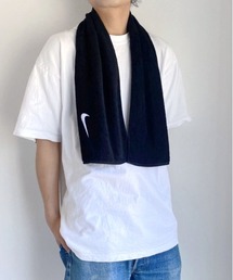 NIKE（ナイキ）の「NIKE / ナイキ ロゴ刺繍 ソリッド コア タオルマフラー（タオル・メンズ）」