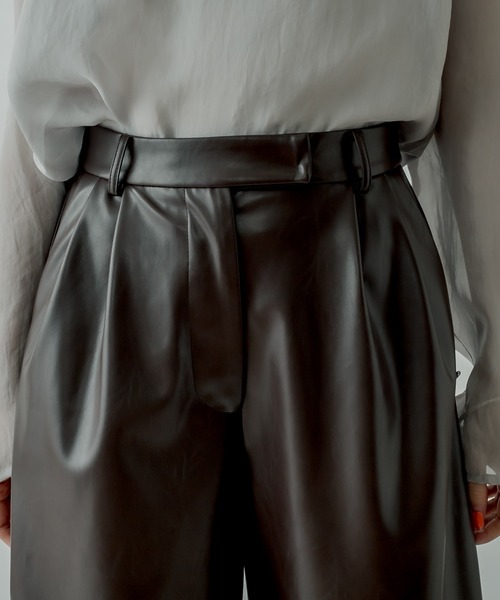 mystic（ミスティック）の「フェイクレザーハーフパンツ（その他パンツ・レディース・ブラック/ダークブラウン・FREE）」の12枚目の写真