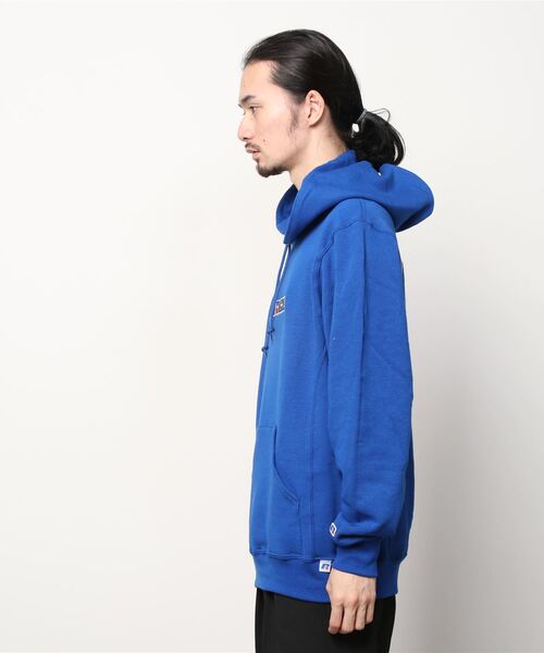XLARGE（エクストララージ）の「XLARGE × RUSSELL PULLOVER HOODED SWEAT（パーカー・メンズ・ホワイト/ブラック/オレンジ/ブルー/アッシュ・S/M/L/XL）」の9枚目の写真