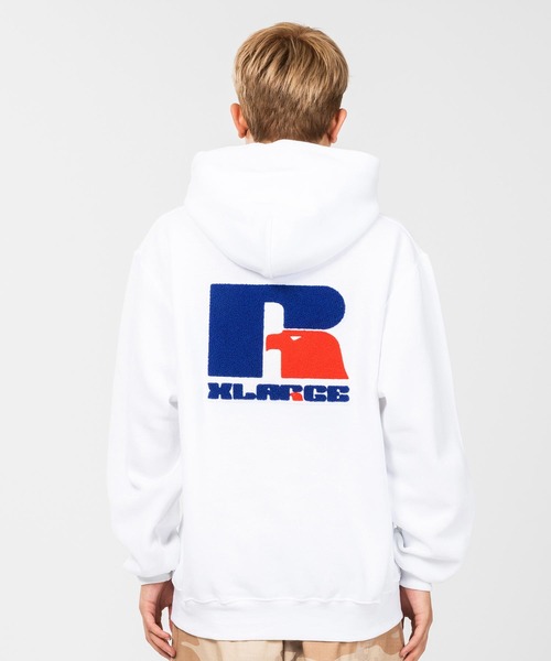 XLARGE（エクストララージ）の「XLARGE × RUSSELL PULLOVER HOODED SWEAT（パーカー・メンズ・ホワイト/ブラック/オレンジ/ブルー/アッシュ・S/M/L/XL）」の2枚目の写真