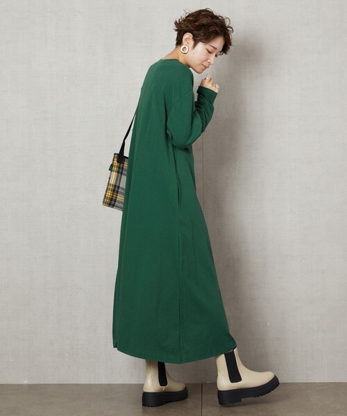 FREAK'S STORE(フリークスストア)の「【WEB限定】フレアマキシロングスリーブワンピース(ワンピース・レディース・ライトグレー/グリーン/ブラウン/ラベンダー/ナチュラル/ブラック×ベージュ/ブラック/ホワイト×ブラック/オレンジ/ネイビー/イエロー×グレー/ホワイト×ブルー・フリ-)」の8枚目の写真