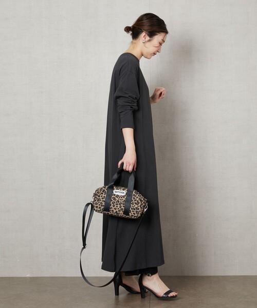 FREAK'S STORE(フリークスストア)の「【WEB限定】フレアマキシロングスリーブワンピース(ワンピース・レディース・ライトグレー/グリーン/ブラウン/ラベンダー/ナチュラル/ブラック×ベージュ/ブラック/ホワイト×ブラック/オレンジ/ネイビー/イエロー×グレー/ホワイト×ブルー・フリ-)」の21枚目の写真