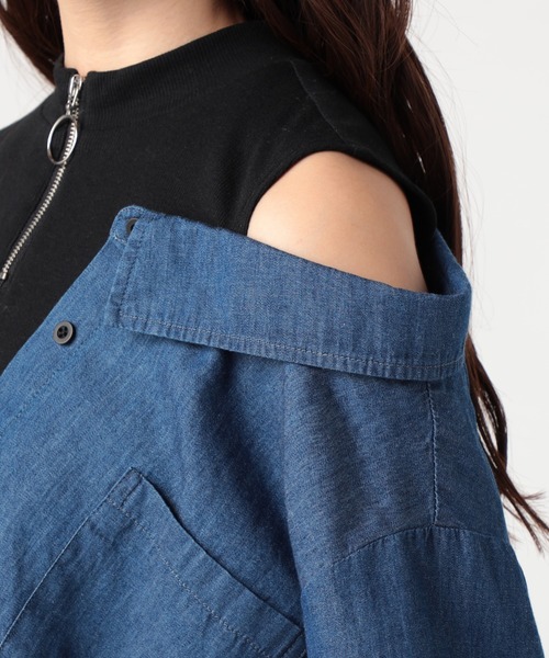 CECIL McBEE(セシルマクビー)の「レイヤード風デニムシャツ(シャツ/ブラウス・レディース・ブルー/ライトブルー・MEDIUM)」の9枚目の写真