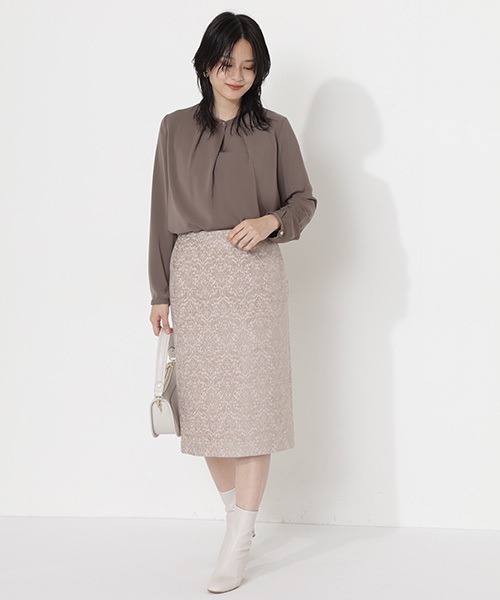 NATURAL BEAUTY BASIC（ナチュラルビューティーベーシック）の「ゴールドボタンブラウス（シャツ/ブラウス・レディース・オフホワイト/ダークブラウン/カーキ・SMALL/MEDIUM）」の9枚目の写真