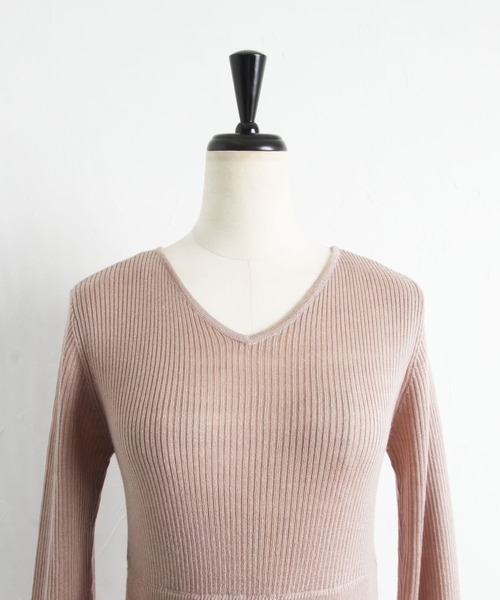 tocco closet(トッコ クローゼット)の「前後2WAYヘリンボーン切り替えリブニットワンピース(ワンピース・レディース・ブラック/ピンクベージュ・M)」の20枚目の写真