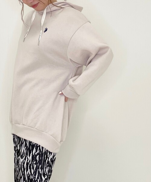 SHOO・LA・RUE(シューラルー)の「◆【U.S. POLO ASSN.】裏起毛パーカー(パーカー・レディース・ライトブルー/ブラック/オフホワイト・00)」の8枚目の写真