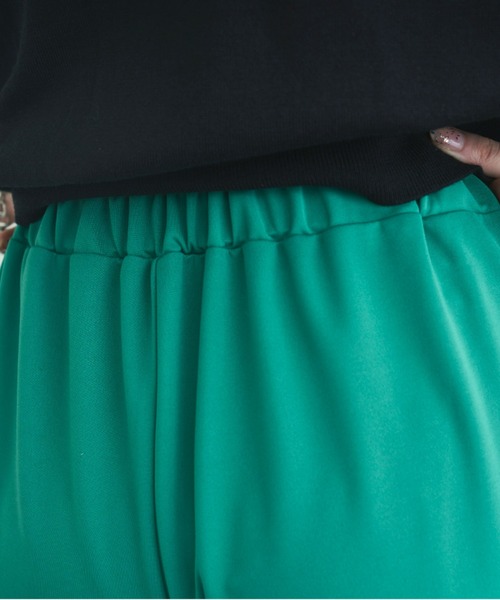 VACANCY（ヴァカンシー）の「パイピングジョガーパンツ（その他パンツ・レディース・ブラック/グリーン・FREE）」の20枚目の写真