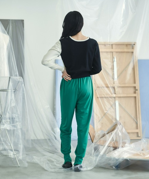 VACANCY（ヴァカンシー）の「パイピングジョガーパンツ（その他パンツ・レディース・ブラック/グリーン・FREE）」の3枚目の写真