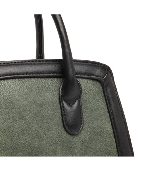 GUSCIO(グッシオ)の「【グッシオベーシック】 台形ハンドバッグ 太パイピング 2WAY ショルダー(ハンドバッグ・レディース・ベージュ系その他/グリーン/ネイビー/キャメル/アイボリー/グレー・FREE)」の15枚目の写真
