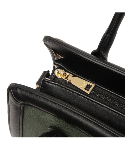 GUSCIO(グッシオ)の「【グッシオベーシック】 台形ハンドバッグ 太パイピング 2WAY ショルダー(ハンドバッグ・レディース・ベージュ系その他/グリーン/ネイビー/キャメル/アイボリー/グレー・FREE)」の14枚目の写真