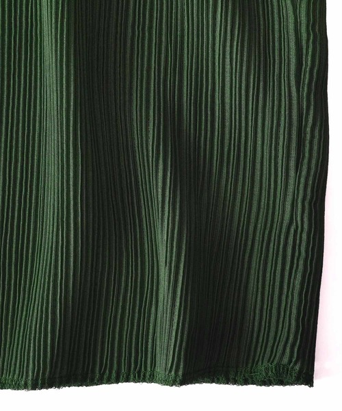 SHAREEF（シャリーフ）の「PLEATS DOLMAN S/S T（Tシャツ/カットソー・メンズ・ブラック/グリーン/ストライプ・1/2/3）」の22枚目の写真