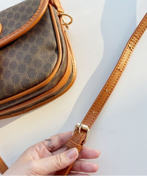 PairPair（ペアペア）の「モノグラムショルダーバッグ（ショルダーバッグ・レディース・ダークブラウン・FREE）」の5枚目の写真