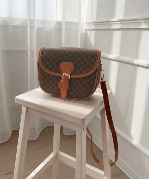 PairPair（ペアペア）の「モノグラムショルダーバッグ（ショルダーバッグ・レディース・ダークブラウン・FREE）」の2枚目の写真