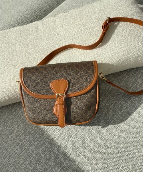 PairPair（ペアペア）の「モノグラムショルダーバッグ（ショルダーバッグ・レディース・ダークブラウン・FREE）」の11枚目の写真