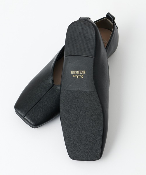 COLONY 2139(コロニートゥーワンスリーナイン)の「【マカロンFoot】ローヒールスクエアパンプス(パンプス・レディース・ブラック/アイボリー・22.5cm/23.5cm/24.5cm)」の7枚目の写真