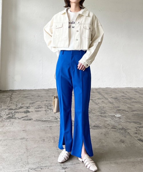 LIAN（リアン）の「ストレッチカラーフレアパンツ（その他パンツ・レディース・ブラック/レッド/ブルー/グリーン・SMALL/MEDIUM）」の11枚目の写真