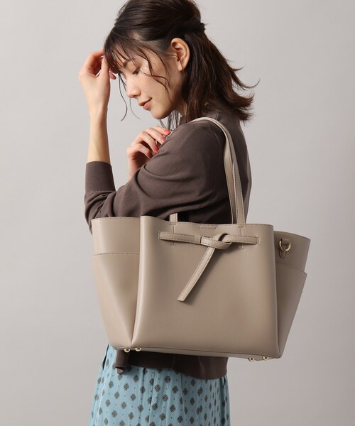 SOUP(スープ)の「◆ベルテッドA4トートバッグ(トートバッグ・レディース・ブラック/サンドベージュ・00)」の10枚目の写真