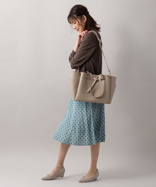 SOUP(スープ)の「◆ベルテッドA4トートバッグ(トートバッグ・レディース・ブラック/サンドベージュ・00)」の12枚目の写真