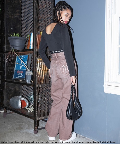 BACK TO THE FIELD（バック トゥー ザ フィールド）の「【MLB】ラインロゴコンパクトハイネックトップス（Tシャツ/カットソー・レディース・ブラック/グレー/グリーン・FREE）」の6枚目の写真