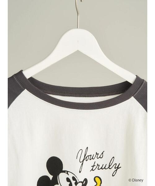 Disney（ディズニー）の「ラグランプリントカットプルオーバー/Mickey（Tシャツ/カットソー・レディース・オフホワイト・FREE）」の2枚目の写真