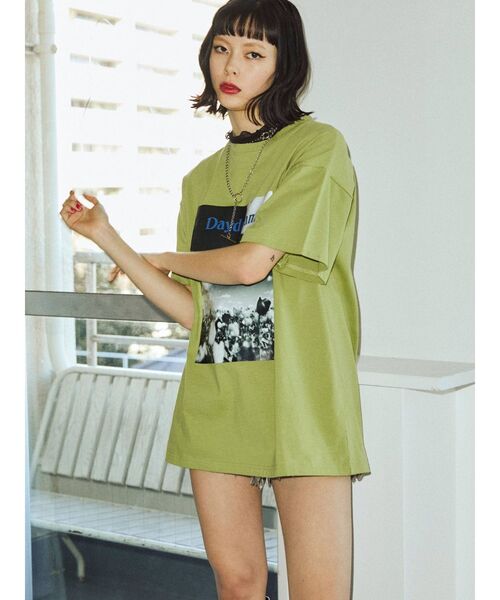 jouetie（ジュエティ）の「フォトBIG Tシャツ（Tシャツ/カットソー・レディース・ブラック/オフホワイト/グリーン・MEDIUM）」の13枚目の写真
