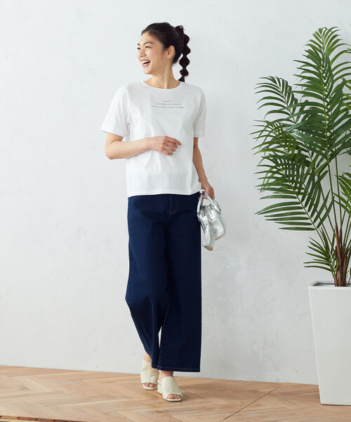 COMME CA ISM(コムサイズム)の「ロゴ プリントTシャツ(Tシャツ/カットソー・レディース・ホワイト/ベージュ/チャコール/パープル系・SMALL/MEDIUM/LARGE)」の5枚目の写真