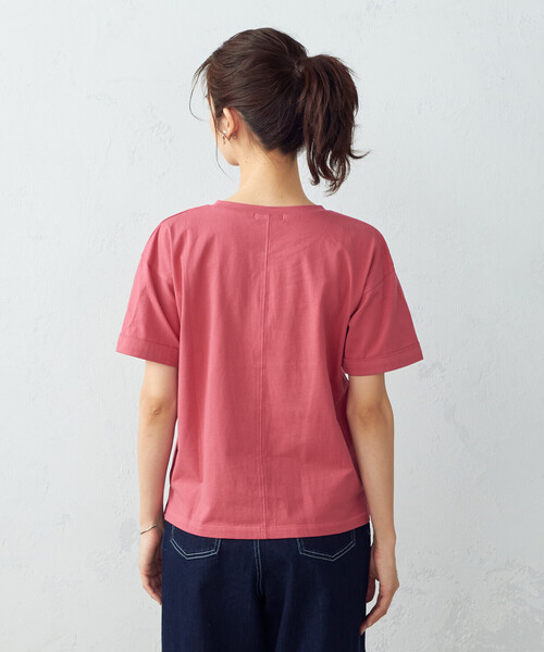 COMME CA ISM(コムサイズム)の「ロゴ プリントTシャツ(Tシャツ/カットソー・レディース・ホワイト/ベージュ/チャコール/パープル系・SMALL/MEDIUM/LARGE)」の14枚目の写真