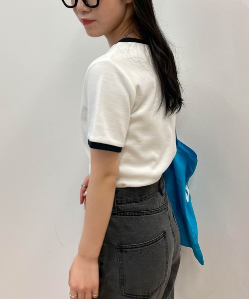 WEGO(ウィゴー)の「WEGO/リブショートT(Tシャツ/カットソー・レディース・グリーン系その他5/ケリー/ライトイエロー/ブラック/ブルー系その他/ホワイト/ブラック系その他5/ベージュ系その他5/ホワイト系その他/オレンジ/ブラウン系その他5・LARGE/MEDIUM/SMALL)」の16枚目の写真