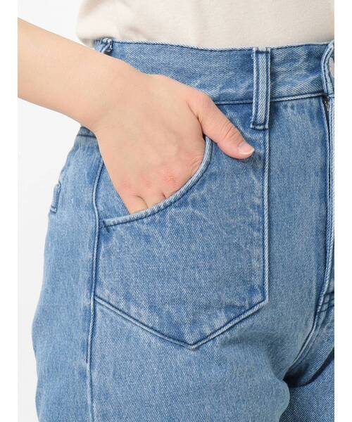 jouetie(ジュエティ)の「バックZIPフレアデニム(デニムパンツ・レディース・ライトブルー/ブラック・SMALL/MEDIUM)」の21枚目の写真