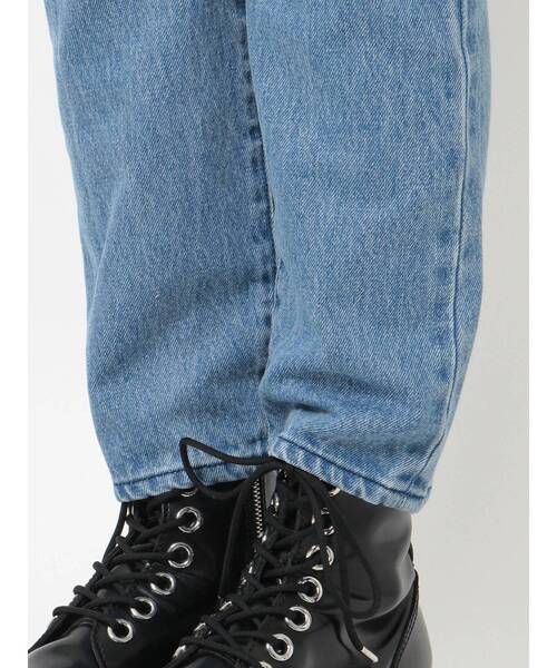 jouetie(ジュエティ)の「バックZIPフレアデニム(デニムパンツ・レディース・ライトブルー/ブラック・SMALL/MEDIUM)」の22枚目の写真