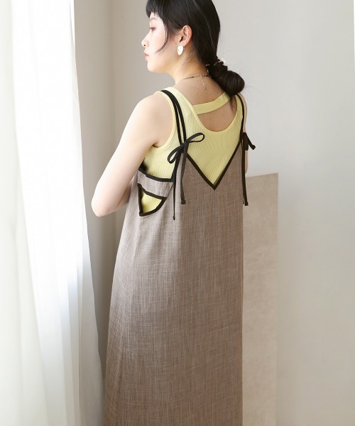 Bab（バブ）の「配色パイピングリボンキャミワンピース（ワンピース・レディース・ブラック/ベージュ/パープル・M）」の7枚目の写真