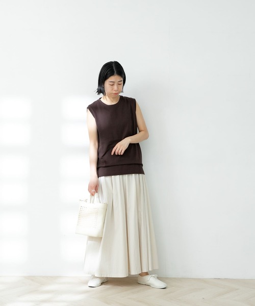 FORK&SPOON(フォークアンドスプーン)の「FORK&SPOON オーガニックコットンノースリーブTシャツ(Tシャツ/カットソー・レディース・オフホワイト/ブラウン/グリーン系その他/ブラック・ONE)」の5枚目の写真