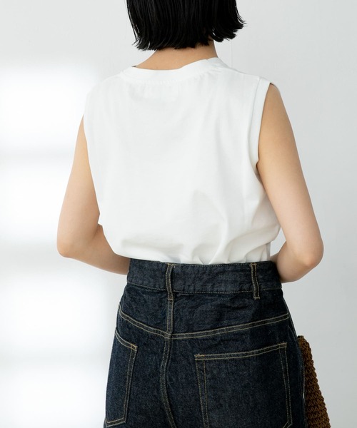 FORK&SPOON(フォークアンドスプーン)の「FORK&SPOON オーガニックコットンノースリーブTシャツ(Tシャツ/カットソー・レディース・オフホワイト/ブラウン/グリーン系その他/ブラック・ONE)」の22枚目の写真