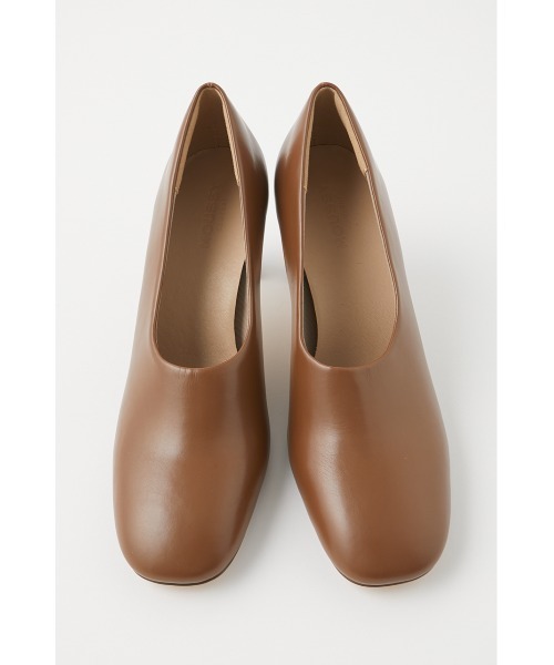 MOUSSY（マウジー）の「CFT SQUARE TOE パンプス（パンプス・レディース・ブラウン/ブラック/キナリ・25.0cm/23.5cm/23.0cm/24.5cm/24.0cm/22.5cm）」の19枚目の写真